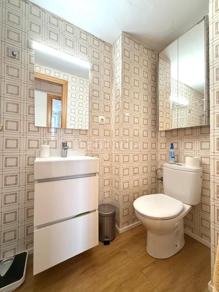 Foto 33775bb2-1609-418c-912b-b4596e38e42d. Piccolo appartamento con parcheggio in Les Planes Hospitalet de Llobregat (L´)