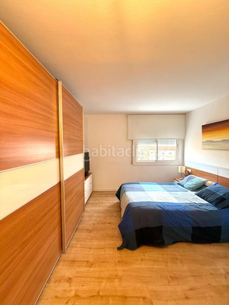 Foto 69279ae5-b080-4ca1-8f16-ccf61b76ef3c. Piccolo appartamento con parcheggio in Les Planes Hospitalet de Llobregat (L´)