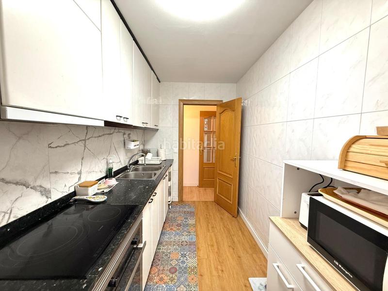 Foto 70255a6f-55a6-4e5a-8bd2-a33a4fcefba8. Piccolo appartamento con parcheggio in Les Planes Hospitalet de Llobregat (L´)