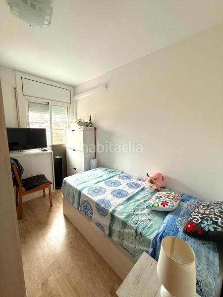 Foto 78eb00e8-7d42-4da6-b3f2-9702f7827ef9. Piccolo appartamento con parcheggio in Les Planes Hospitalet de Llobregat (L´)