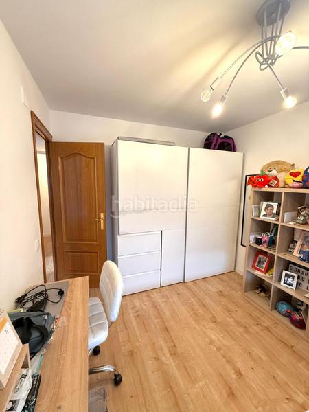 Foto 85e461b4-e864-4838-8d5b-b64f6e7035af. Piccolo appartamento con parcheggio in Les Planes Hospitalet de Llobregat (L´)