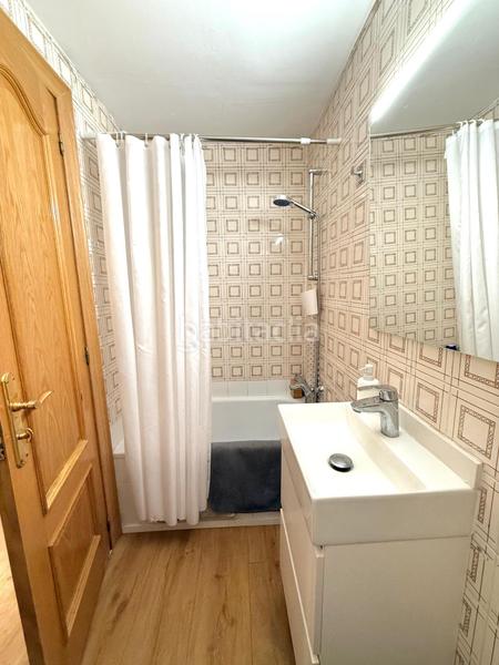 Foto 9ba771cb-bfcb-47f4-92b6-6524ba06136f. Piccolo appartamento con parcheggio in Les Planes Hospitalet de Llobregat (L´)