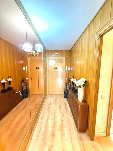 Foto a6682841-df46-4387-bba5-da6c3ff9f8eb. Piccolo appartamento con parcheggio in Les Planes Hospitalet de Llobregat (L´)