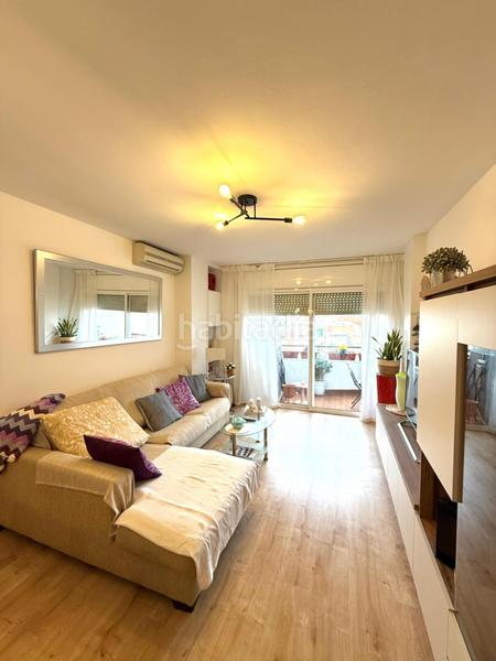 Foto aadb9707-e610-4f73-a413-79b8988b0fe6. Piccolo appartamento con parcheggio in Les Planes Hospitalet de Llobregat (L´)