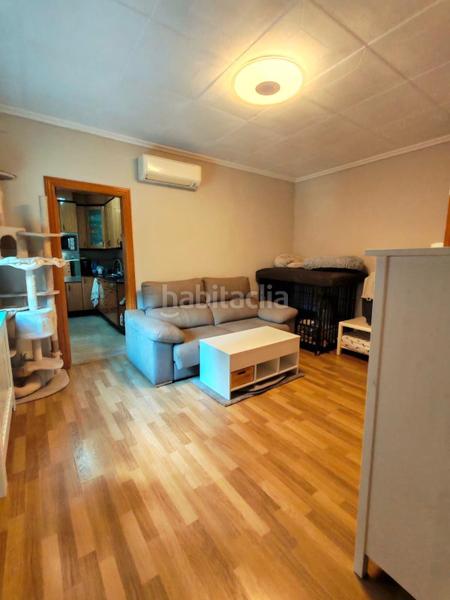 Foto 98b8930d-c97b-40d7-8a6e-ab84e2b11428. Appartamento in Turó de la Peira Barcelona