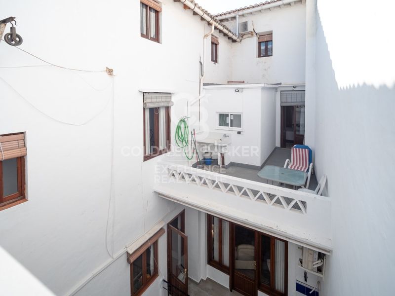 Foto 0727cfbb-8368-4cf5-b0fa-89ceff00f730. Casa amb aparcament a Oliva pueblo Oliva