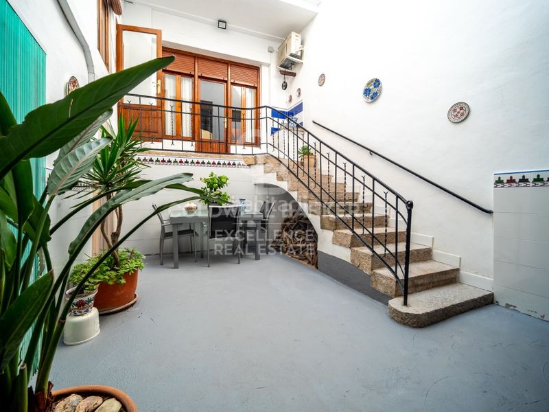 Foto 1c1de592-f346-4261-aee3-46746a371479. Casa amb aparcament a Oliva pueblo Oliva
