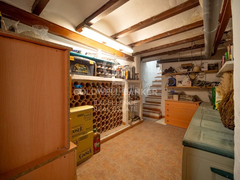 Foto 37d625e1-baae-490c-a9c5-65a57eacde37. Casa amb aparcament a Oliva pueblo Oliva