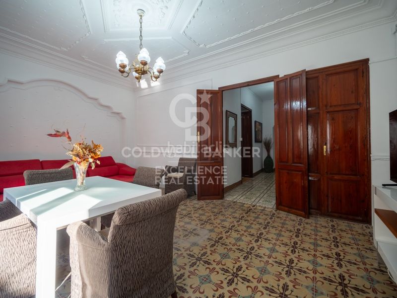 Foto 439a04fb-95e2-46a4-9274-cf6e28b7c8e1. Casa amb aparcament a Oliva pueblo Oliva