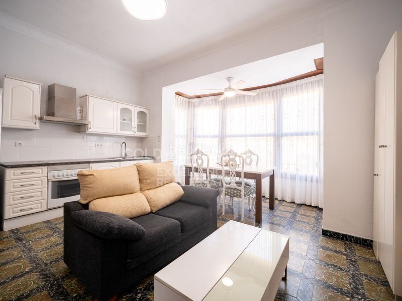 Foto c1500531-eaaf-49a9-b7e8-4e8651faa4dd. Casa amb aparcament a Oliva pueblo Oliva