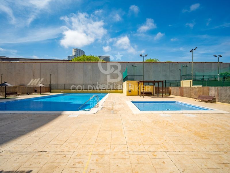 Foto b75222e4-ab52-49fc-8385-c4a3797ca711. Pis amb aparcament piscina a Sant Llorenç - Zona Alfahuir Valencia
