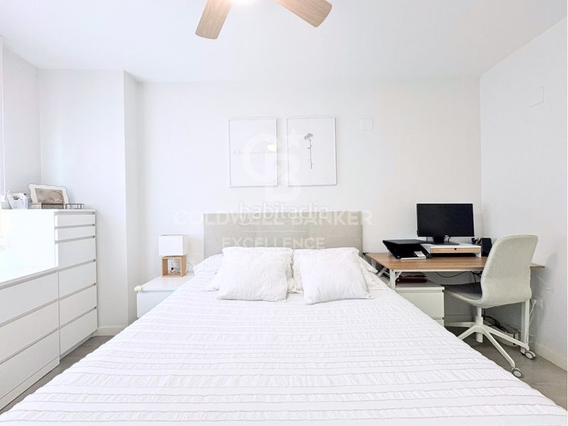 Piso vivienda de diseño en urbanización con terraza, piscina, pádel, garaje en av alfahuir en Valencia - Imagen 21