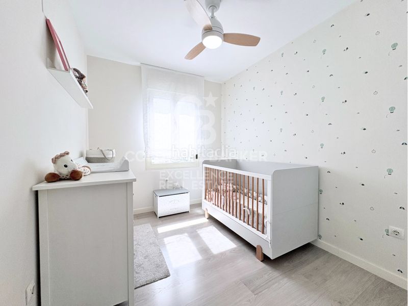 Piso vivienda de diseño en urbanización con terraza, piscina, pádel, garaje en av alfahuir en Valencia - Imagen 29