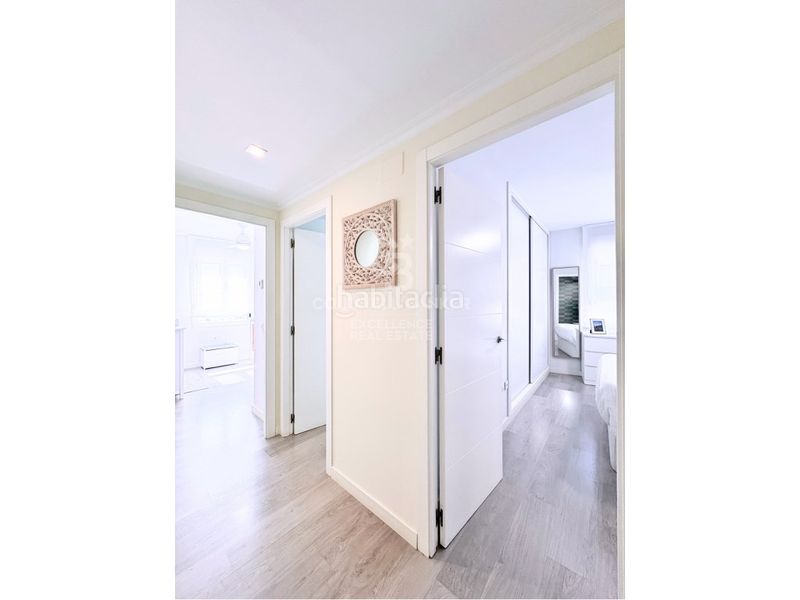 Piso vivienda de diseño en urbanización con terraza, piscina, pádel, garaje en av alfahuir en Valencia - Imagen 25