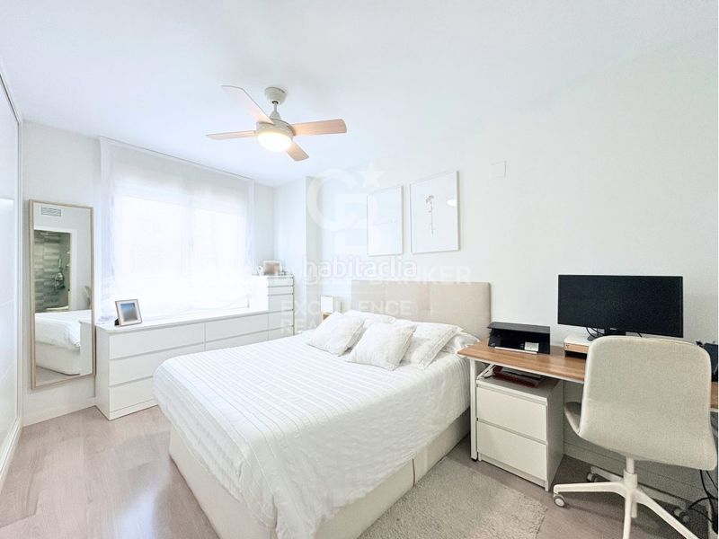 Piso vivienda de diseño en urbanización con terraza, piscina, pádel, garaje en av alfahuir en Valencia - Imagen 19