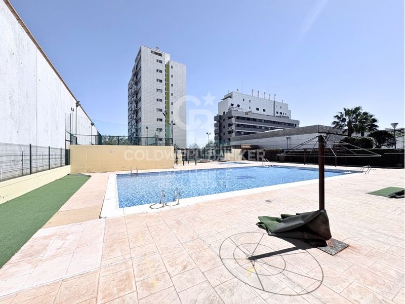 Piso vivienda de diseño en urbanización con terraza, piscina, pádel, garaje en av alfahuir en Valencia - Imagen 34