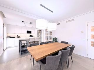 Pis  Calle jose chabas bordehore. Vivienda de diseño en urbanización con terraza, piscina, pádel,