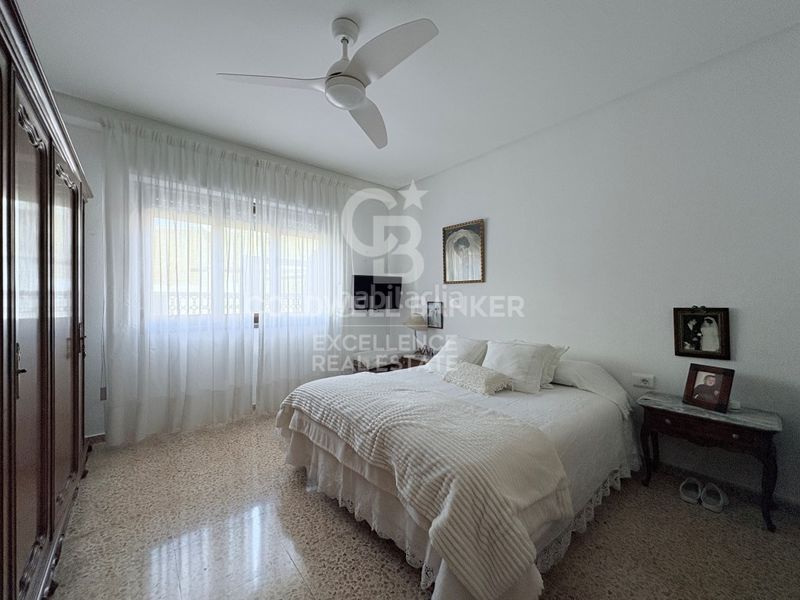 Foto 65626a6e-f5e5-4cc8-9f19-b9a44d84721d. Edifici a Oliva pueblo Oliva