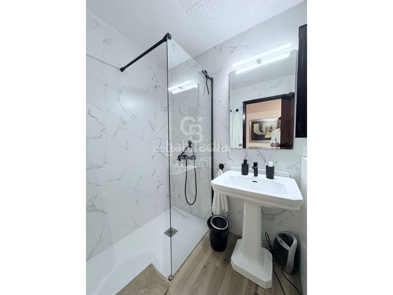 Foto e425f770-7125-4b25-858e-63c1885a95e8. Edifici a Oliva pueblo Oliva