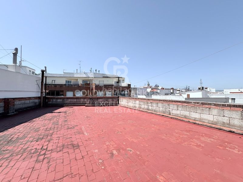 Foto ed7b56f5-f43b-4ffb-9aac-02febf766fee. Edifici a Oliva pueblo Oliva