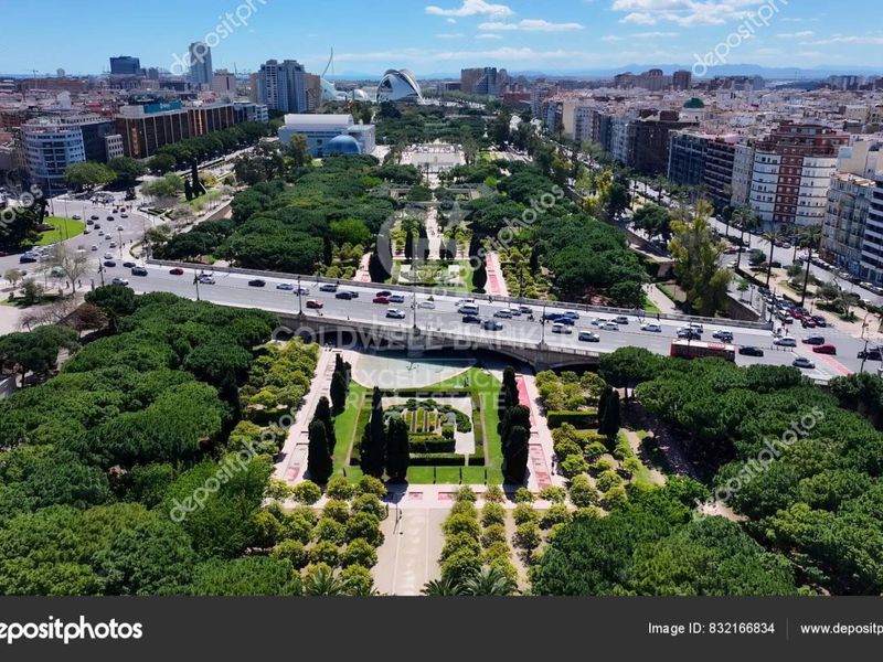 Foto 451e28c4-2abf-4248-b4ee-9d2c3cb632e6. Pis a Gran Via Valencia