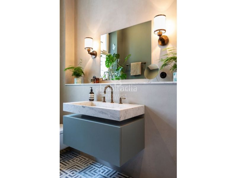 Foto f8ed5fa2-1c79-4c97-93ce-376d4eb54a9d. Pis a Gran Via Valencia