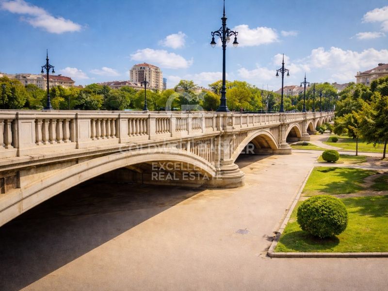 Foto f905b587-a945-4ca1-82e2-b02e49589e64. Pis a Gran Via Valencia