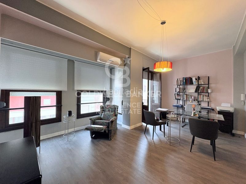 Foto 3bcae4f3-8838-4f22-9e8a-b5bdecb28324. Pis a Oliva pueblo Oliva