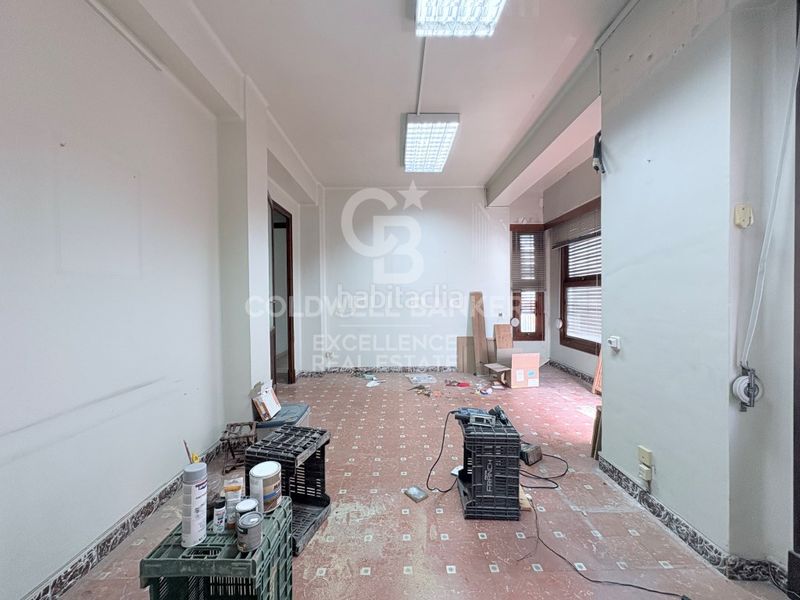 Foto 9ebd1cda-3144-450b-b382-eb764859fa2e. Pis a Oliva pueblo Oliva