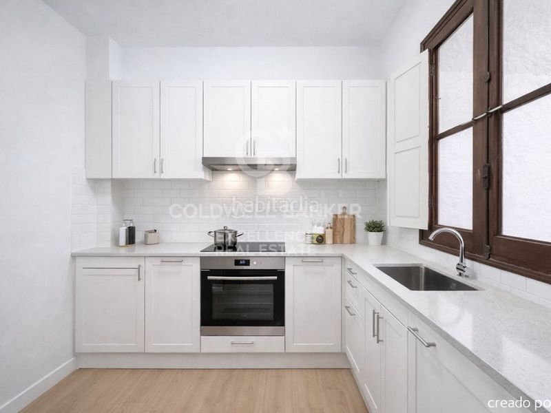 Foto b81943d4-a71f-488c-a78a-f0c2894f359c. Pis a Oliva pueblo Oliva