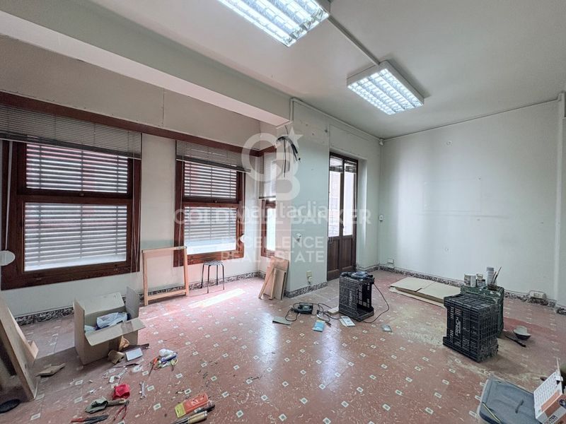 Foto d1d7aa04-492a-40cf-9f2d-439b051a3077. Pis a Oliva pueblo Oliva