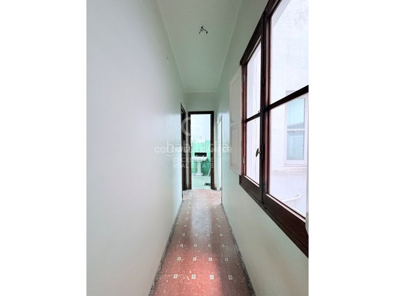 Foto e0799630-b8e9-413d-9854-94135dfa73d1. Pis a Oliva pueblo Oliva