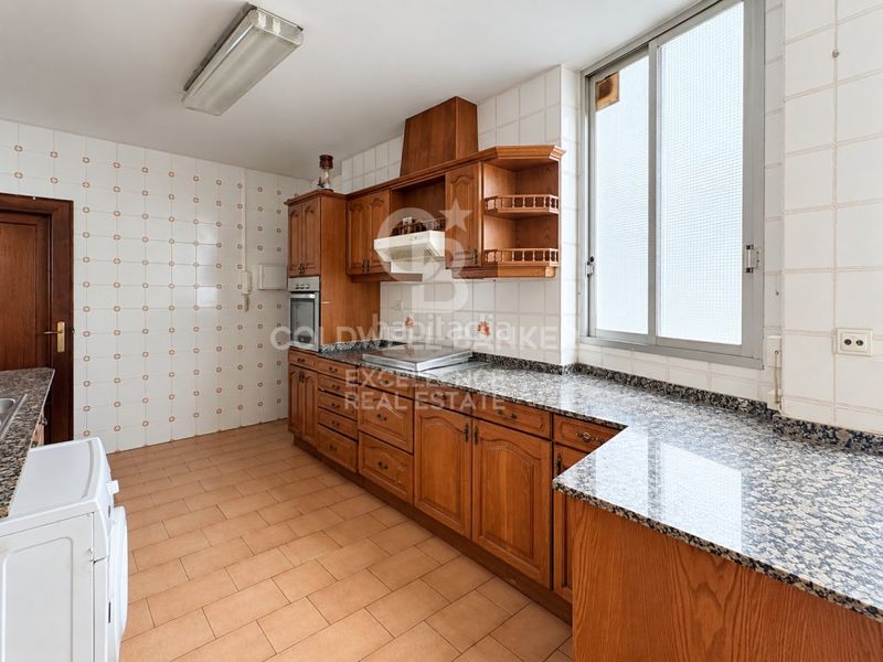 Foto 01c52be9-9dbd-4d39-bdf9-5d7a610d71be. Etagenwohnung mit parking in Arrancapins Valencia