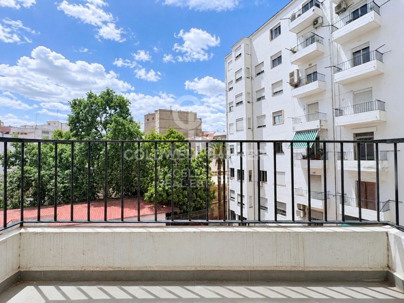 Foto 288d6821-6a08-4590-8a07-347dbb0d7094. Etagenwohnung mit parking in Arrancapins Valencia