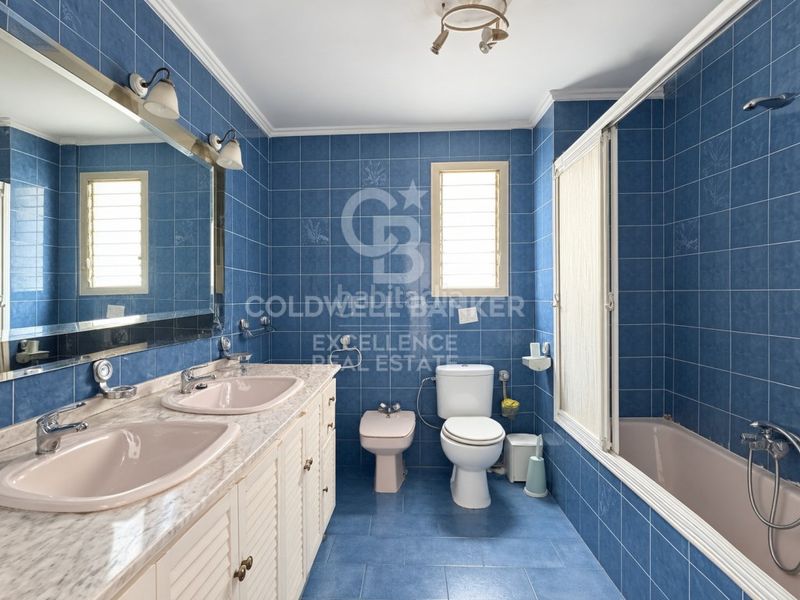 Foto 4e0c3a6e-fe1a-4867-9006-186a9ce51d97. Etagenwohnung mit parking in Arrancapins Valencia
