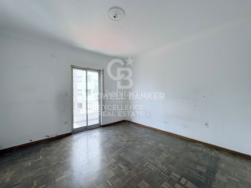 Piso luminoso con terraza y garaje en gran vía ramón y cajal en Valencia - Imagen 20