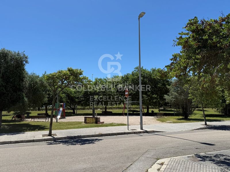 Foto 05c416f2-7d12-4d03-b230-73987112a108. Wohngrundstück in Park Nord - Casona Gandia