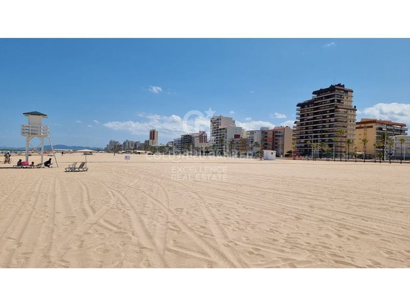 Foto 7d8d8e92-a677-4c56-a0eb-793a404ccd93. Wohngrundstück in Park Nord - Casona Gandia