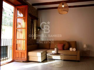 Affitto Appartamento  Calle bisbe. Apartamento con encanto y luz natural junto a calle colón.