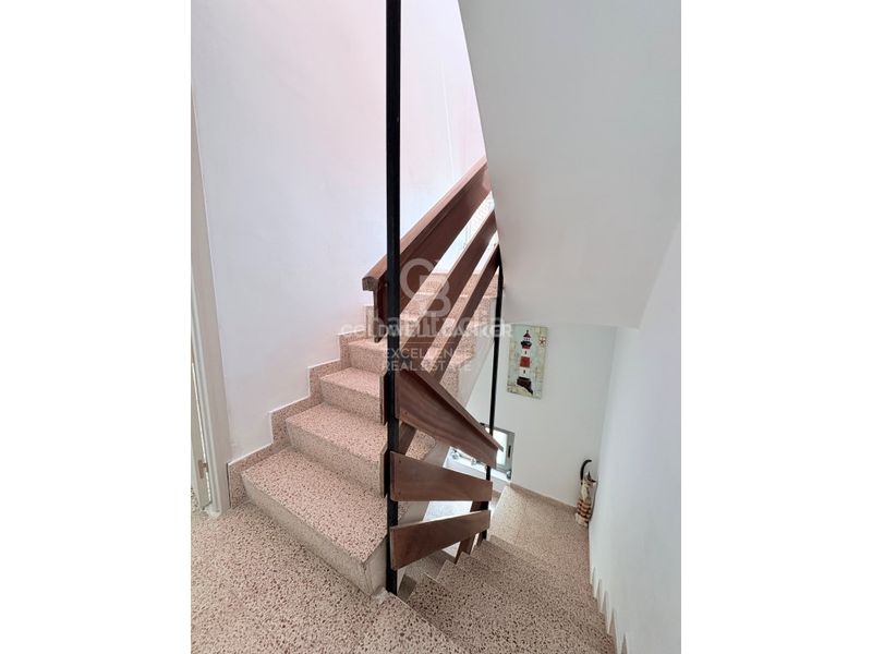 Foto c64904a9-5db6-4479-9a09-25aa3a48ec26. Casa amb aparcament a Serra