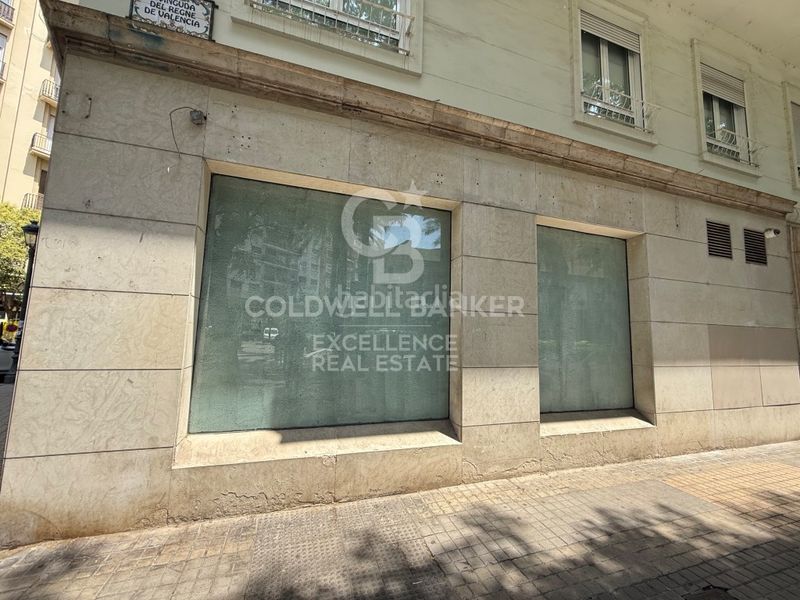 Foto af958002-fa21-4f87-8acd-87f9623d082d. Local comercial a Gran Via Valencia