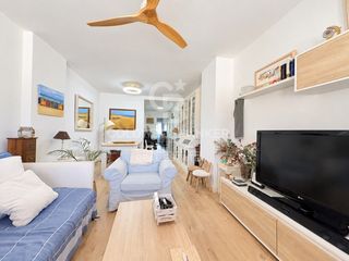Planta baixa  Urbanizacion puigval-ribera. Amplia vivienda reformada de 3 dormitorios en la urbanización pu
