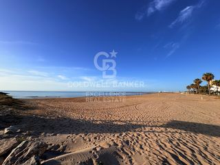 Ground floor  Urbanizacion puigval-ribera. El verdadero lujo es vivir junto al mar los 365 días del año, a