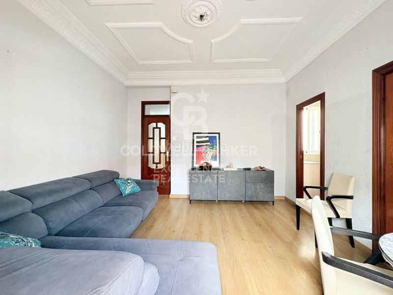 Foto bdc9c70c-1f81-426b-8e6e-c57ea80cd323. Pis a Mont Olivet Valencia