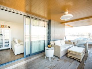 Appartement  Calle bombero ramon duart. Magnifico piso con terraza de 40m2, urbanización con piscina, pa