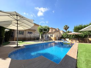 Xalet  Calle goya-la loma. Exclusiva villa de diseño con piscina, gimnasio, cocina de veran
