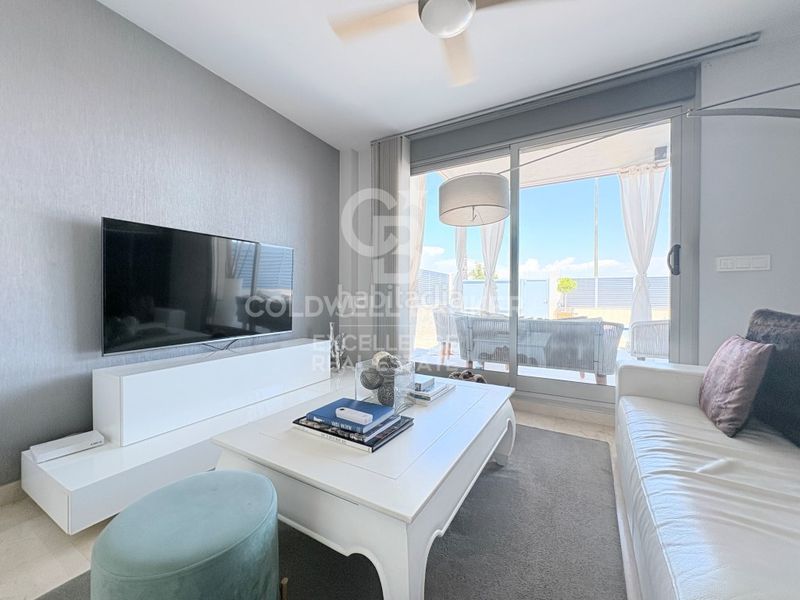 Foto fb5535f8-a588-4731-88ed-f84860c008d7. Casa adossada amb aparcament piscina a Playa Burriana