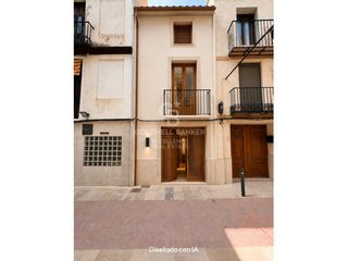 Casa adossada  Calle obispo climent. Edificio para reformar de 178 m junto a plaza santa clara, en pl