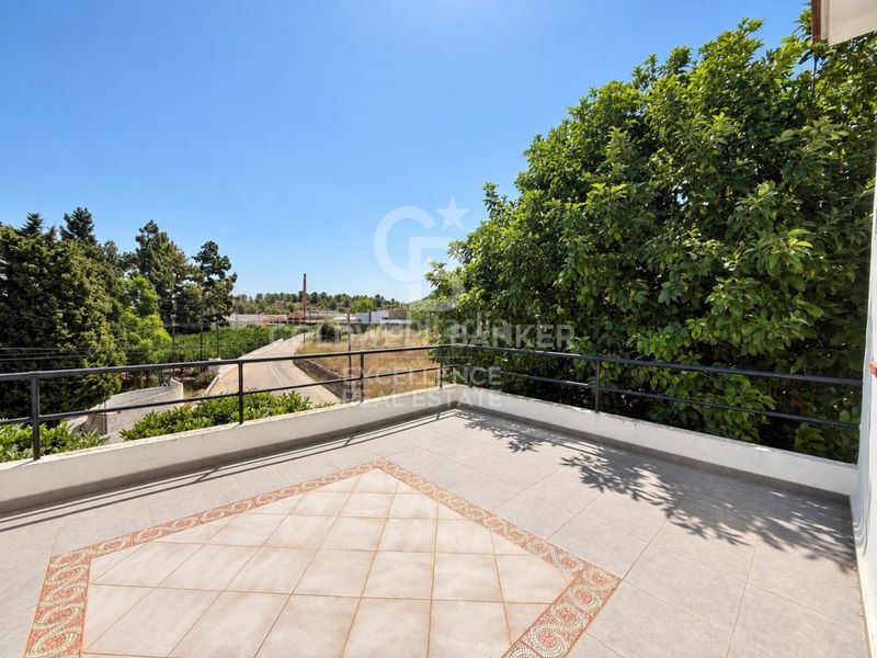 Foto c0c62b1b-bf99-45ac-8d66-e339e43fb12d. Xalet amb aparcament piscina a Oliva pueblo Oliva