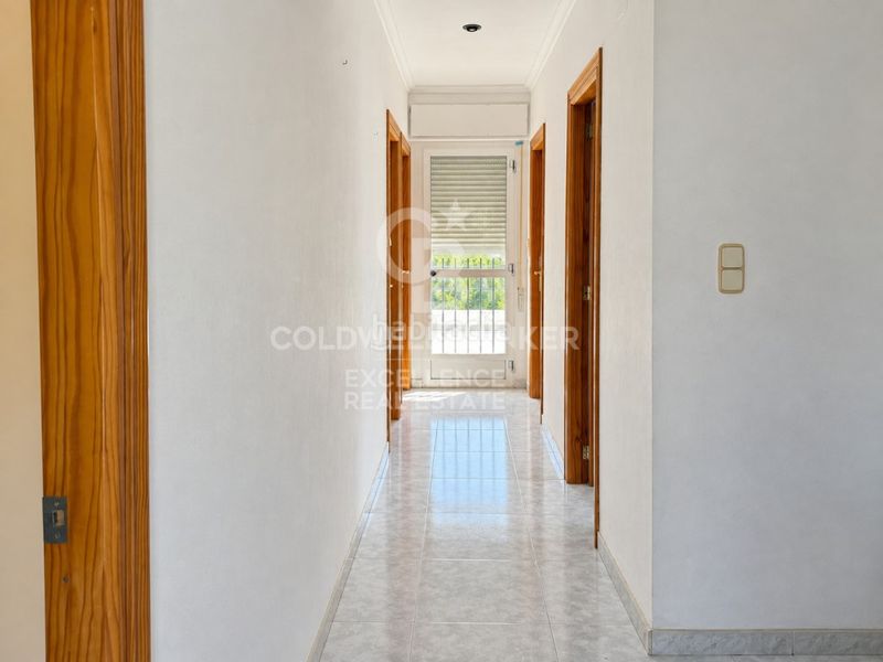 Foto d259ed08-a2d3-4bf5-8a39-11a67438580d. Xalet amb aparcament piscina a Oliva pueblo Oliva
